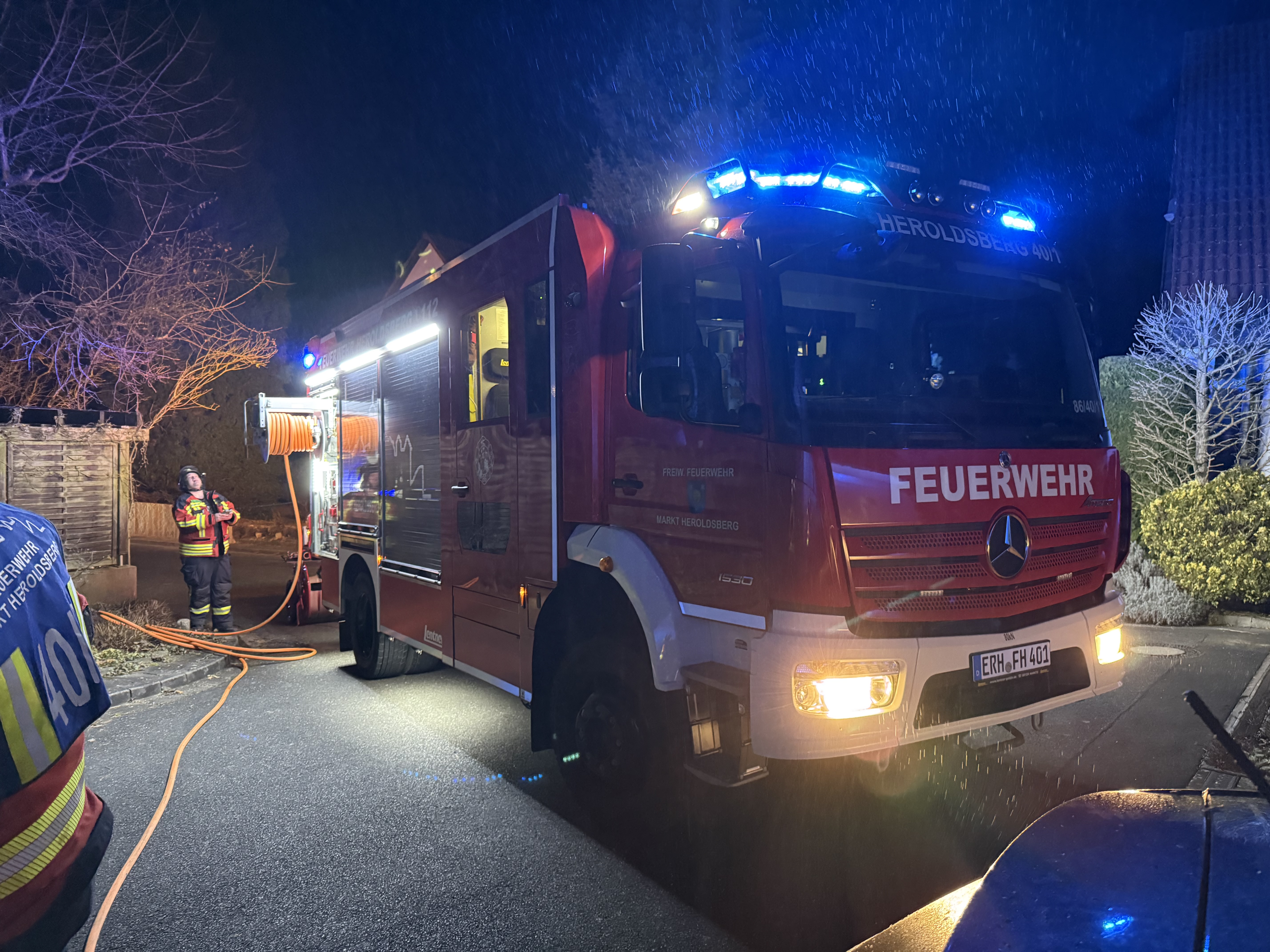 25-02-21 04-13-17 0827.jpg